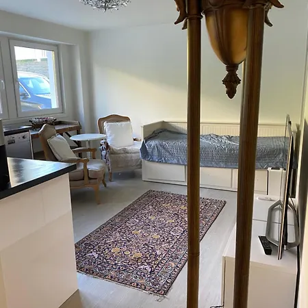 Hybel Leies Ut Plass Til 3 Apartment Arendal
