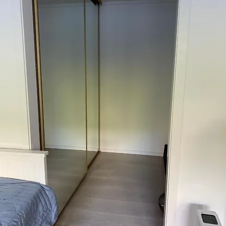 Apartment Hybel Leies Ut Plass Til 3 *